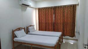 PG in Mahalaxmi